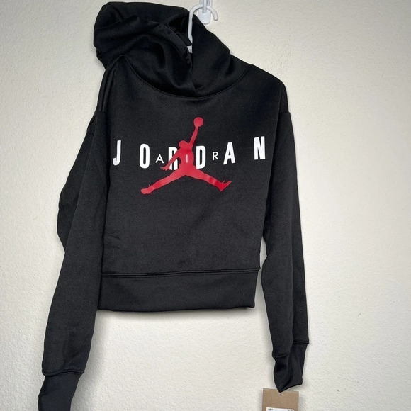 New Jordan Girls Crop Jumpman Sustainable Black Pullover Hoodie Small 8-10 yrs - Picture 2 of 8